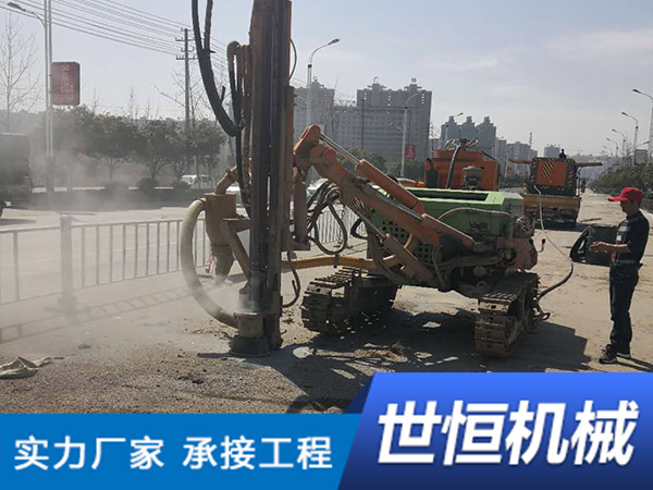 山东国道压浆施工